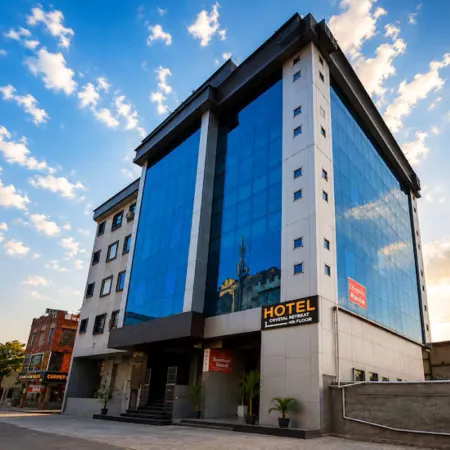 Hotel Crystal Retreat