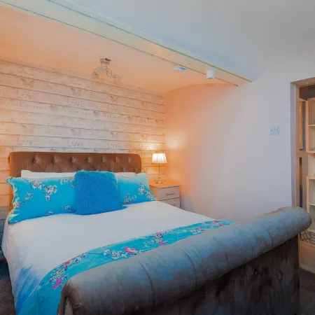 Host Stay Pied-a-terre at Manor View