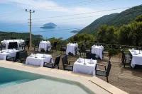 Notos Club - 14 Premium Villas with Openair Restaurant&Tennis Court in Nature - บังกะโล