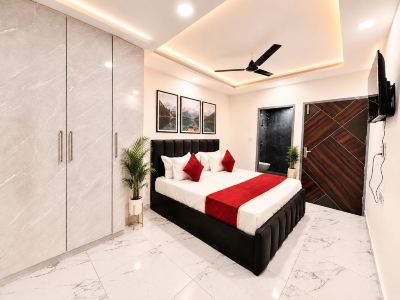 Mauryan Signature Hotel NHPC Metro