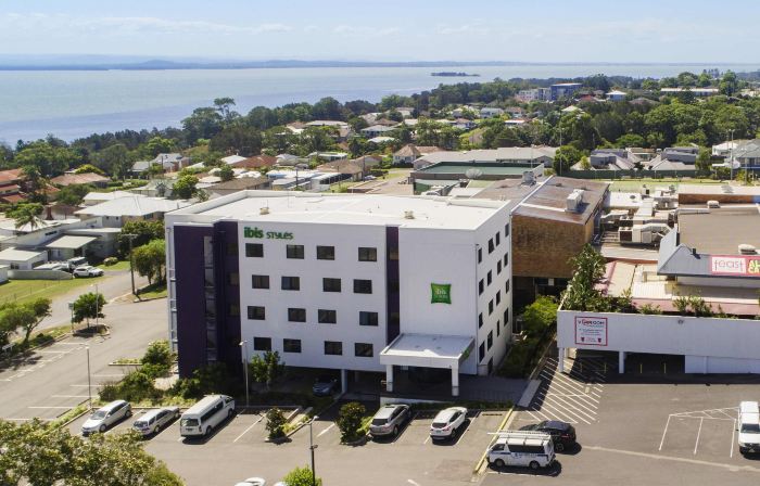 Ibis Styles the Entrance