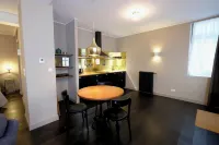 Boutique Charme Apartments 5 - Apartments