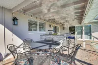 Waterfront Home w/ Boat Dock & Bar in N Fort Myers - Homestays