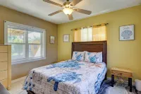 Deck, Fire Pit and Grill Port Isabel Home! - Wifi