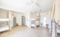 SurfNest Hostel - С парковкой