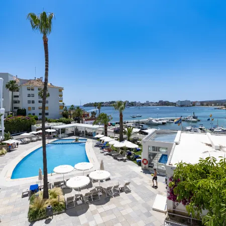 Suites Roc Portonova