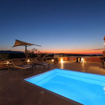 Stavlos Villa
