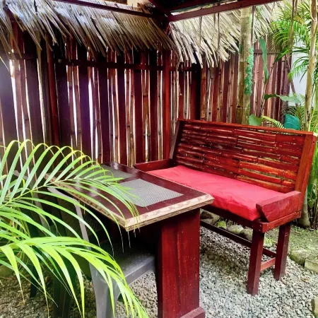 Villa 4 - Amazing 2 Bed Villa with Private Garden Hotels in Punta Uva