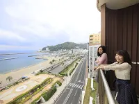 Atami Seaside Spa & Resort - Pemandangan Pantai