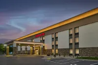Hampton Inn Janesville - Parkplatz