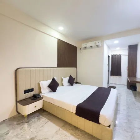 Hotel White Desert