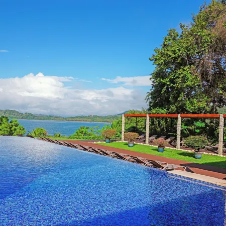 Nammbú Beach Front Bungalows