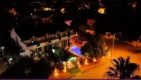 Kutberk Hotel Kemer - Bed and Breakfasts