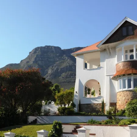 Abbey Manor Luxury Guesthouse Отели рядом с достопримечательностью «Ораньезихт»