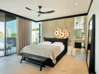Caja by Maxx Royal - Rooftop Pools