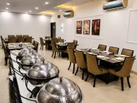 Trevon Inn Gurugram - ที่มีที่จอดรถ