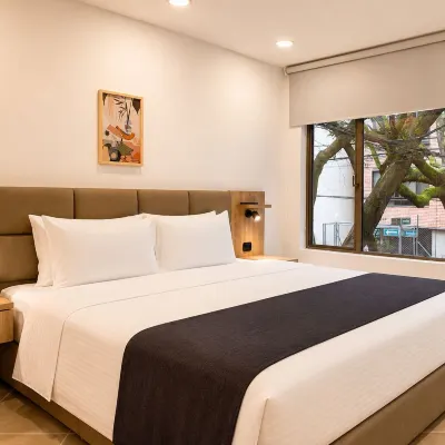 โรงแรม โปบลาโด บูทีค โรงแรมใกล้ปาร์เกเลราส
