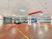 B&B Hotel Como City Center - parkir