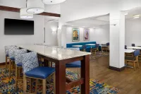Hampton Inn Lawrence - breakfast