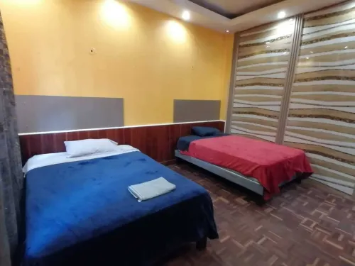 Hostal Piscis - Hostels