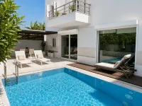 Welcome to Lumen Villa the First of the Adelos Trilogy - Villaer