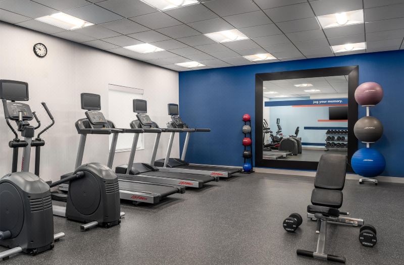 Hampton Inn Baltimore/Bayview Campus photo 2