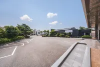 Chungju Grand Hotel - parking