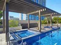 Renaissance Honolulu Hotel & Spa Hotels near Kahala