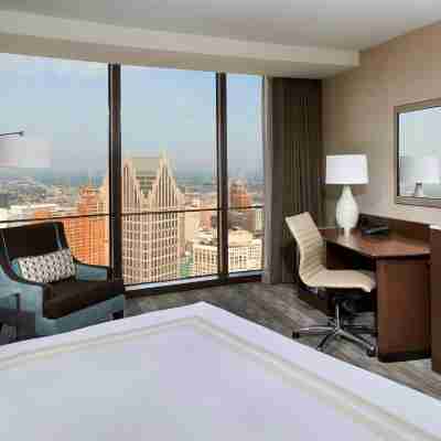 Detroit Marriott at the Renaissance Center Rooms