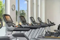 Element Hampton Peninsula Town Center - Gym