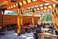 Four Points by Sheraton Kelowna Airport - 朝食