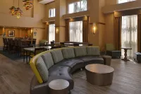 Hampton Inn & Suites Bakersfield North-Airport - 2-Star