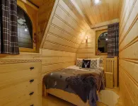 Two-story Mountain-style House, Sauna, Jacuzzi - 3-Star