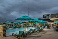 Residence Inn Dallas at the Canyon - موقف سيارات
