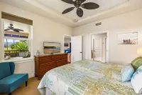 Luxury condo with central A/C and golf and ocean views - مسبح