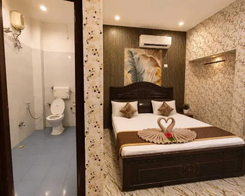 โรงแรม เทจัส อินน์ โรงแรมใกล้อาชูล ชาร์มา
