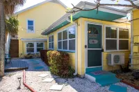 Southern PAG Beach House Bungalows - Homestays