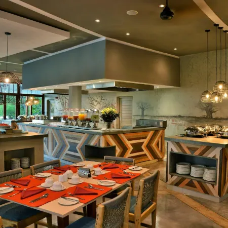 Cresta Mowana Safari Resort & Spa