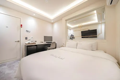 DK Hotel - 1-Star