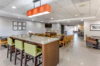 Country Inn & Suites by Radisson, Mesa, AZ - فطور