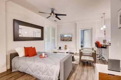 Other #1 Location - Fast Wifi - Work Area - 2Br/2.5 Bath - Free Parking (FV1) Photo