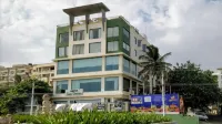 Hotel Ambica Sea Green فنادق في Pedda Waltair