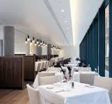 DoubleTree by Hilton Hotel London - Tower of London - breakfast