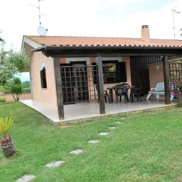 Villa Barbie Between Terracina and Sperlonga, 400 mt from Beach