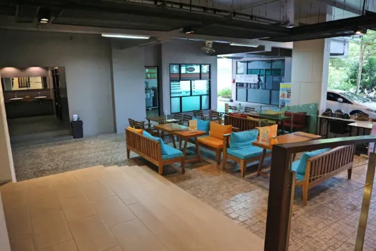 อพาร์ทเมนท์, บ้านหรืออพาร์ทเมน์ทั้งหลัง