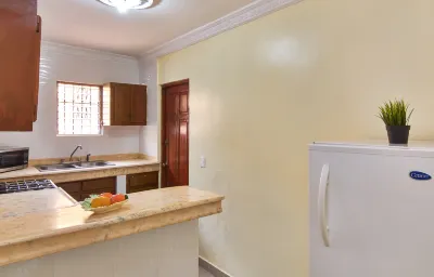 Serviced 2 Bedroom Family Apartment in Corales del Sur, Santo Domingo Este  호텔