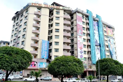 Excel Treasure Hotel Hotellit kohteessa Seikkan Township