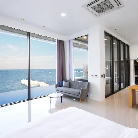 Pohang Mersong Pool and Spa
