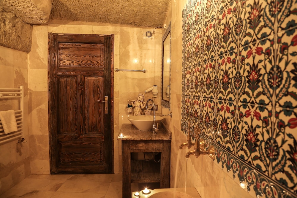 Goreme Palace Cave Suites