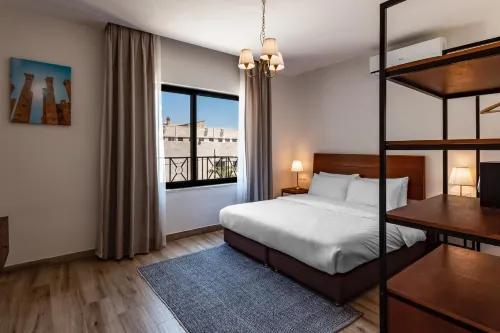Canary Hotel Amman - 3-Star